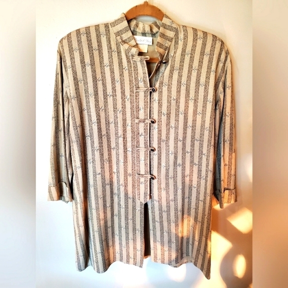 Retro Button Front Striped Blazer - Picture 1 of 10